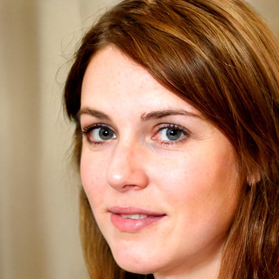 Portrait d'Amélie Rousseau, Directrice des Programmes toravynsiloq